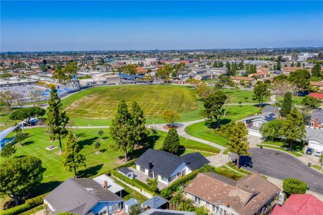 418 W Carol, Santa Ana, CA 92707