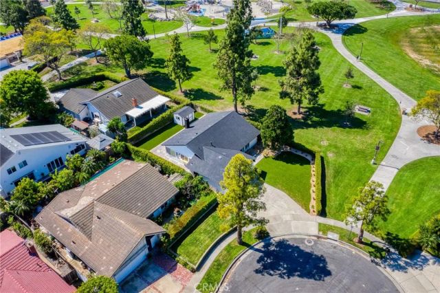 418 W Carol, Santa Ana, CA 92707