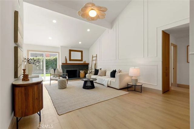 418 W Carol, Santa Ana, CA 92707