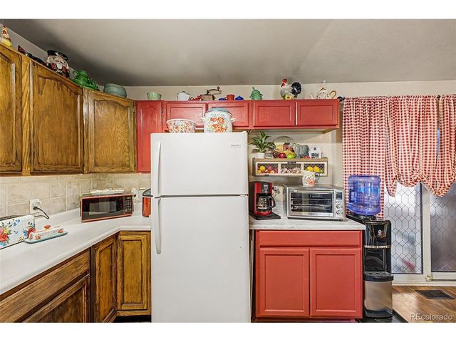 381 El Paso Ct, Denver, CO 80221
