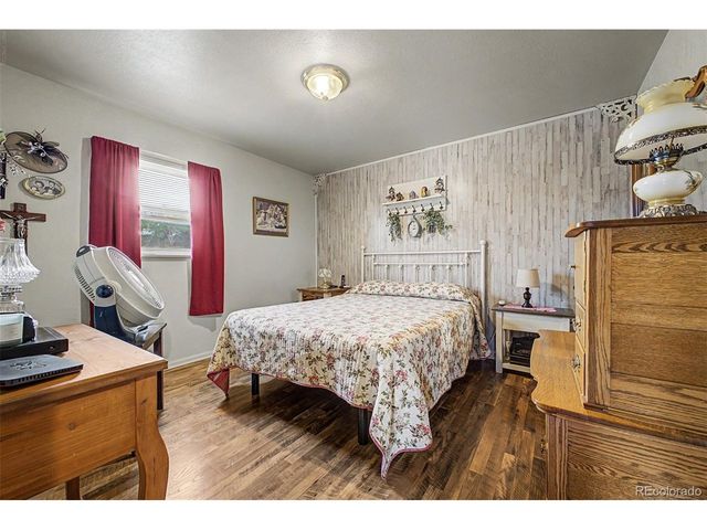 381 El Paso Ct, Denver, CO 80221