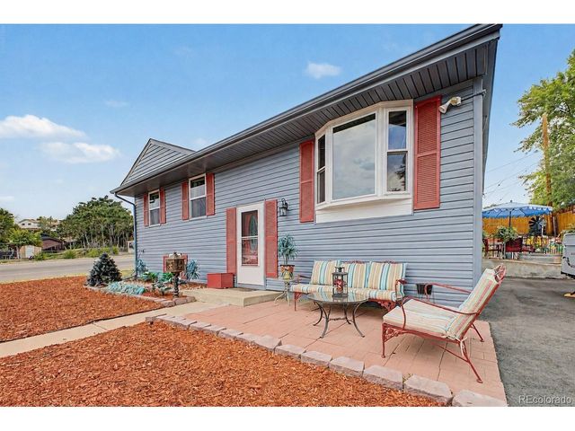 381 El Paso Ct, Denver, CO 80221