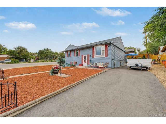 381 El Paso Ct, Denver, CO 80221