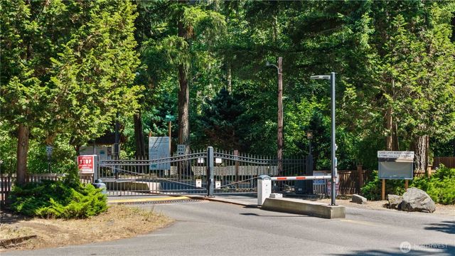 18224 Rockwood Court SE, Yelm, WA 98597