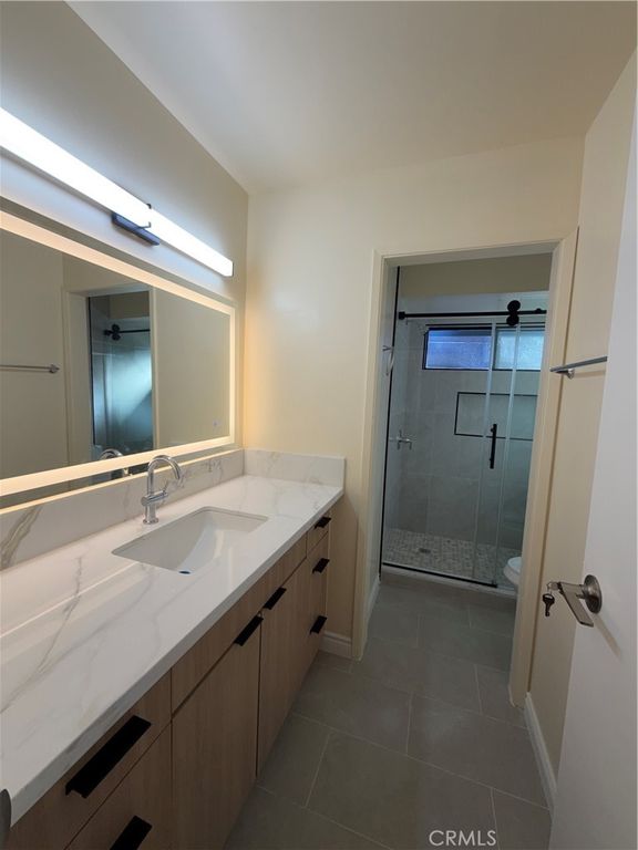 Image 23 of property listing at 29642 Hart Oaks Drive, Keene, CA 93531