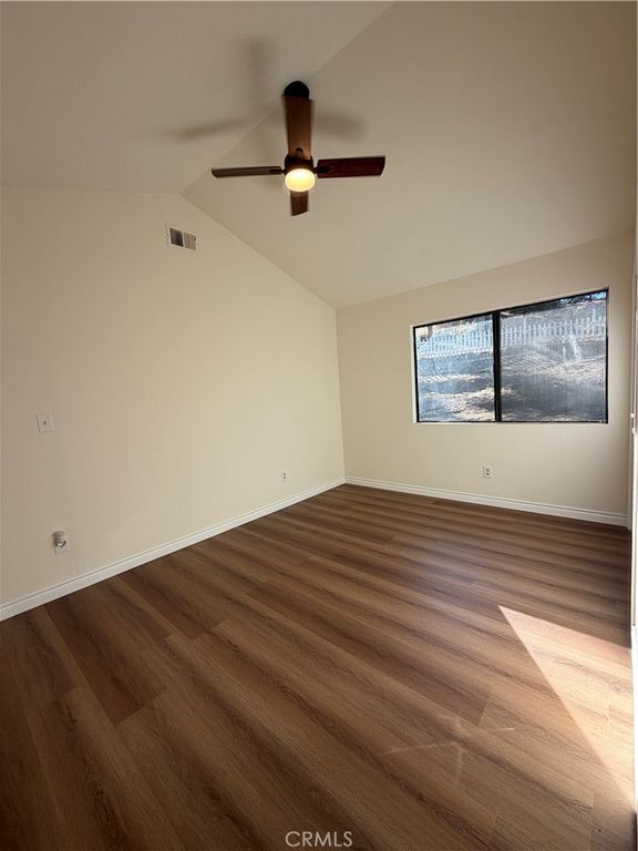 Image 26 of property listing at 29642 Hart Oaks Drive, Keene, CA 93531