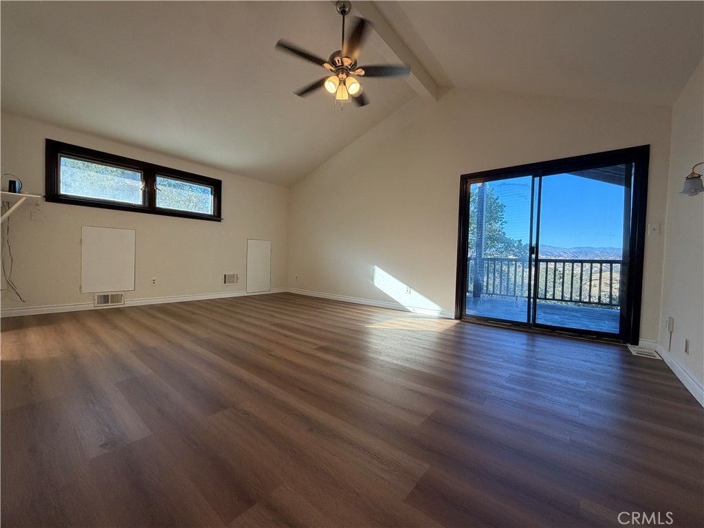 Image 30 of property listing at 29642 Hart Oaks Drive, Keene, CA 93531