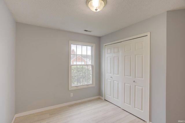 3305 N Stockwell Road, Evansville, IN 47715