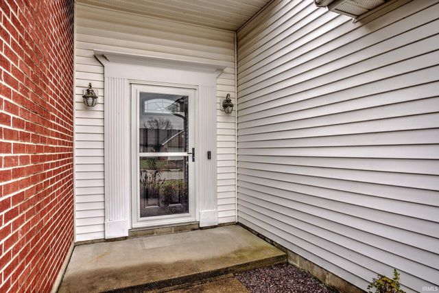 3305 N Stockwell Road, Evansville, IN 47715