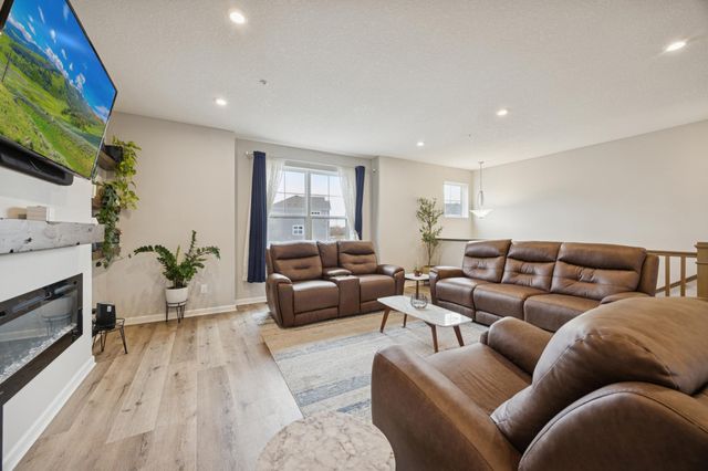 13485 Territorial Circle N, Maple Grove, MN 55369