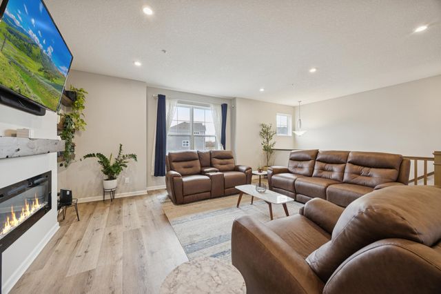 13485 Territorial Circle N, Maple Grove, MN 55369