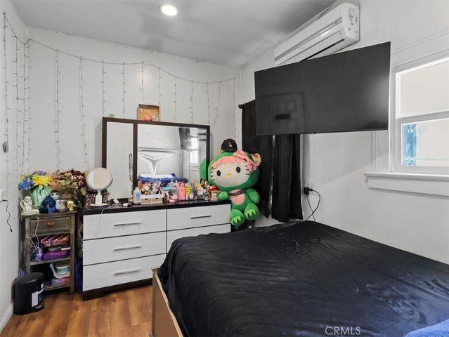 2245 W 27th Street, Los Angeles, CA 90018