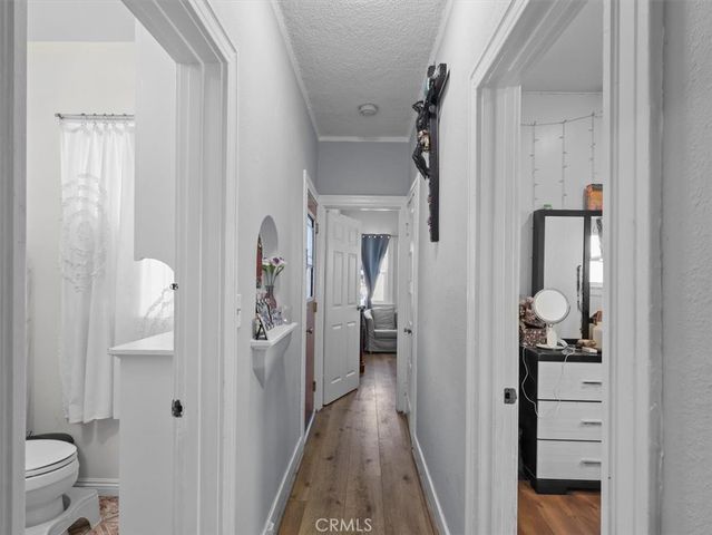 2245 W 27th Street, Los Angeles, CA 90018