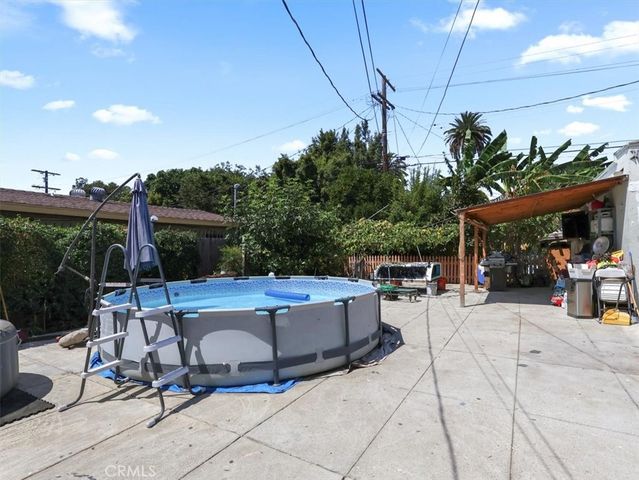 2245 W 27th Street, Los Angeles, CA 90018