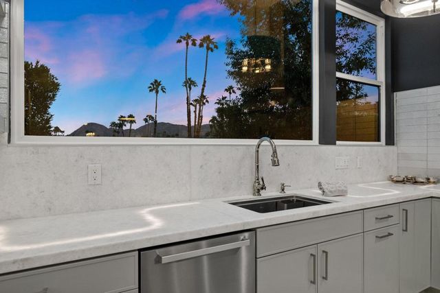 48365 Alan Circle, Palm Desert, CA 92260