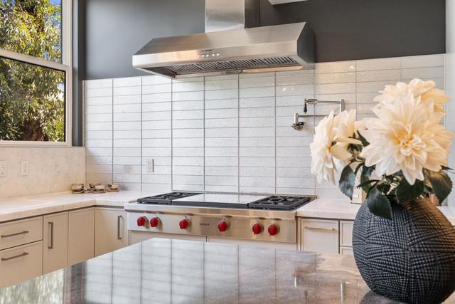 48365 Alan Circle, Palm Desert, CA 92260