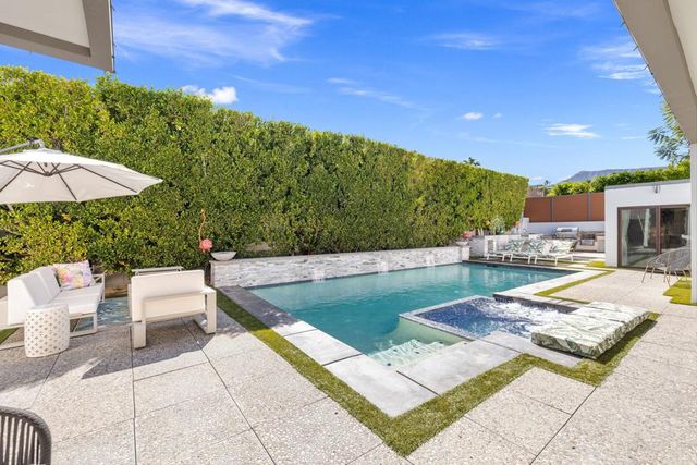 48365 Alan Circle, Palm Desert, CA 92260