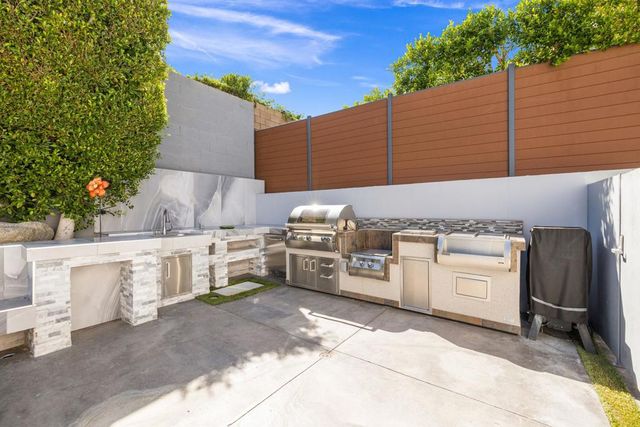 48365 Alan Circle, Palm Desert, CA 92260