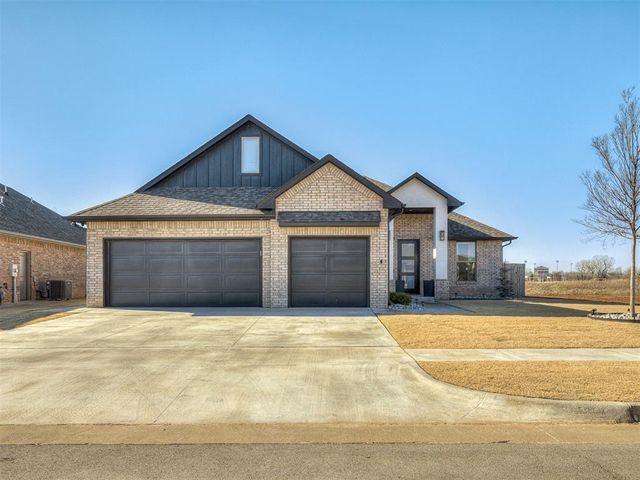 2025 Aminas Way, Yukon, OK 73099