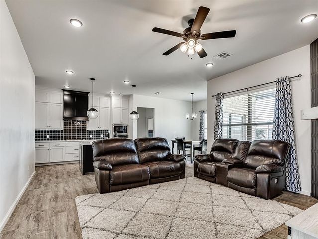 2025 Aminas Way, Yukon, OK 73099