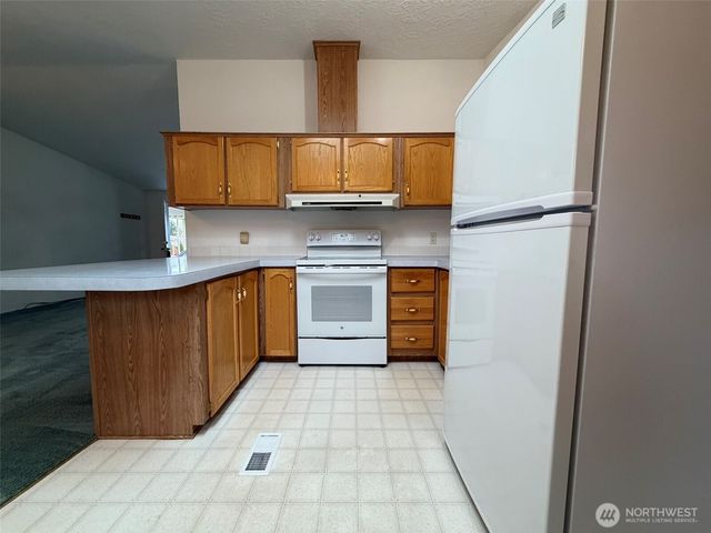 100 Leisure Drive, Aberdeen, WA 98520