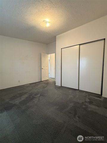 100 Leisure Drive, Aberdeen, WA 98520