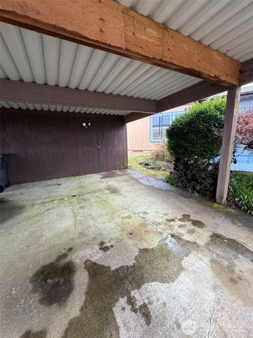 100 Leisure Drive, Aberdeen, WA 98520