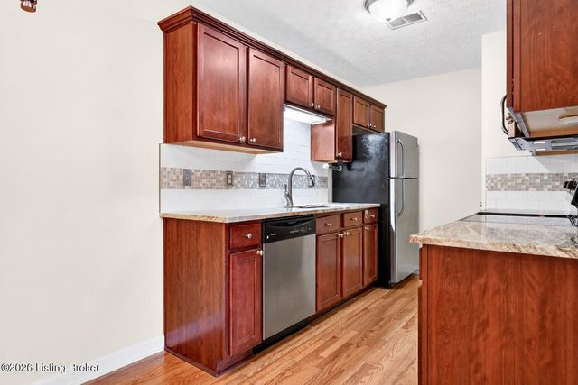 11909 Tazwell Dr 8, Louisville, KY 40245