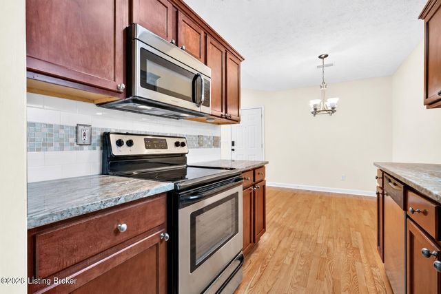 11909 Tazwell Dr 8, Louisville, KY 40245