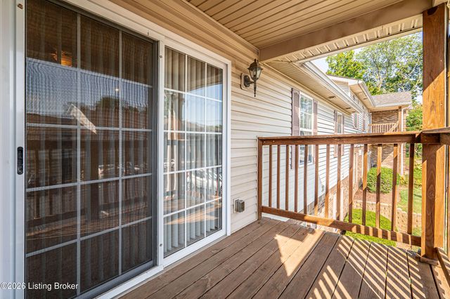 11909 Tazwell Dr 8, Louisville, KY 40245