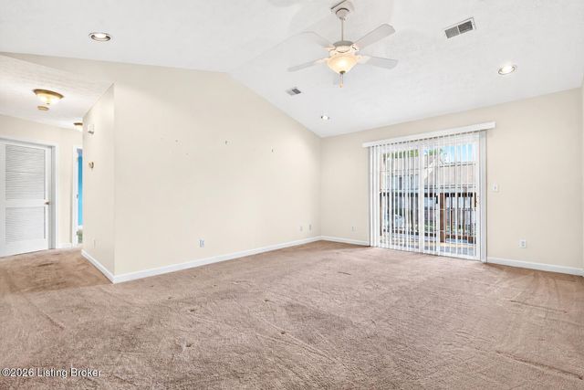 11909 Tazwell Dr 8, Louisville, KY 40245