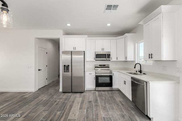 3200 W AGUADERO Drive, Eloy, AZ 85131