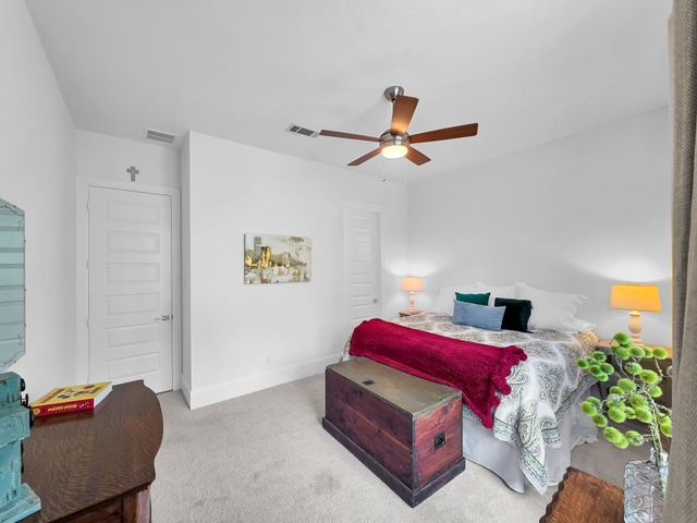 10095 S Goshawk Trail, Conroe, TX 77385