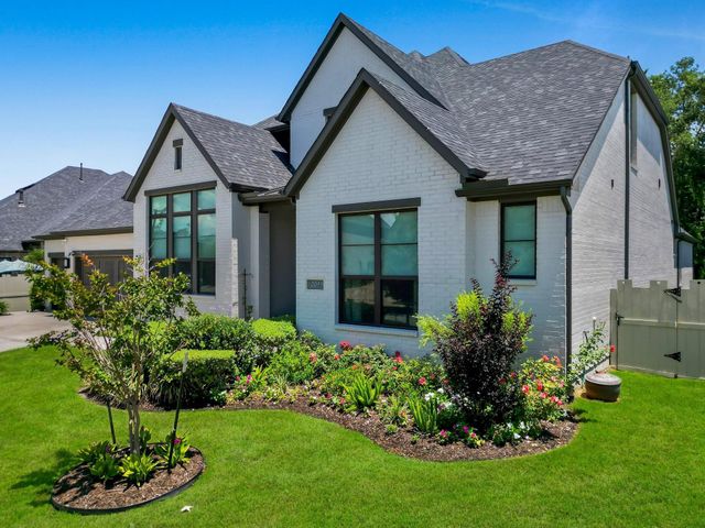 10095 S Goshawk Trail, Conroe, TX 77385