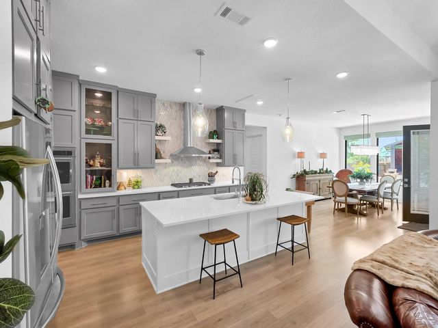 10095 S Goshawk Trail, Conroe, TX 77385
