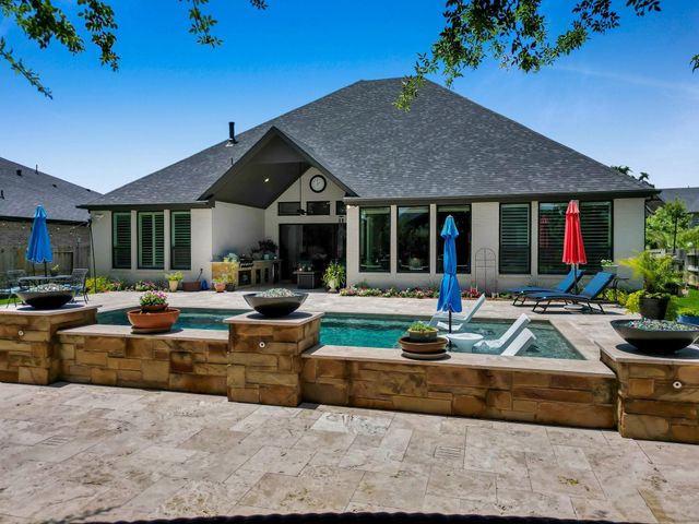 10095 S Goshawk Trail, Conroe, TX 77385