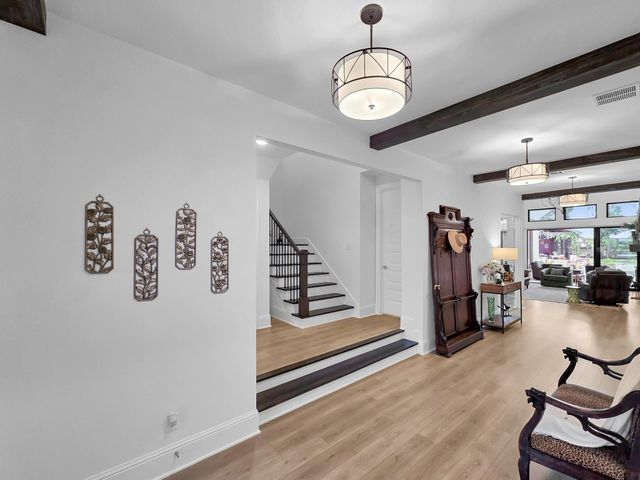 10095 S Goshawk Trail, Conroe, TX 77385