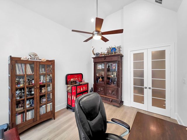 10095 S Goshawk Trail, Conroe, TX 77385