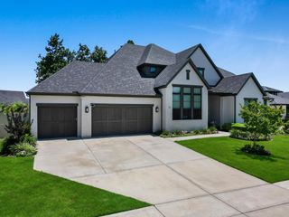 10095 S Goshawk Trail, Conroe, TX 77385