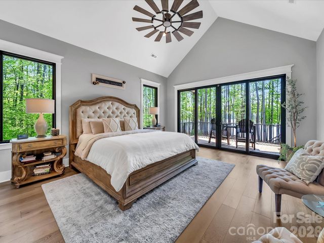 1579 Sunset Pointe Drive, Salisbury, NC 28146