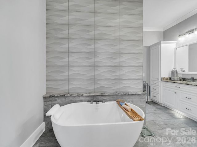 1579 Sunset Pointe Drive, Salisbury, NC 28146