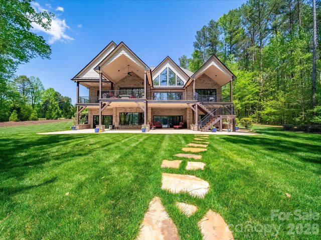 1579 Sunset Pointe Drive, Salisbury, NC 28146