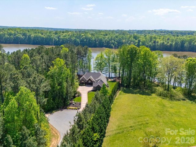 1579 Sunset Pointe Drive, Salisbury, NC 28146
