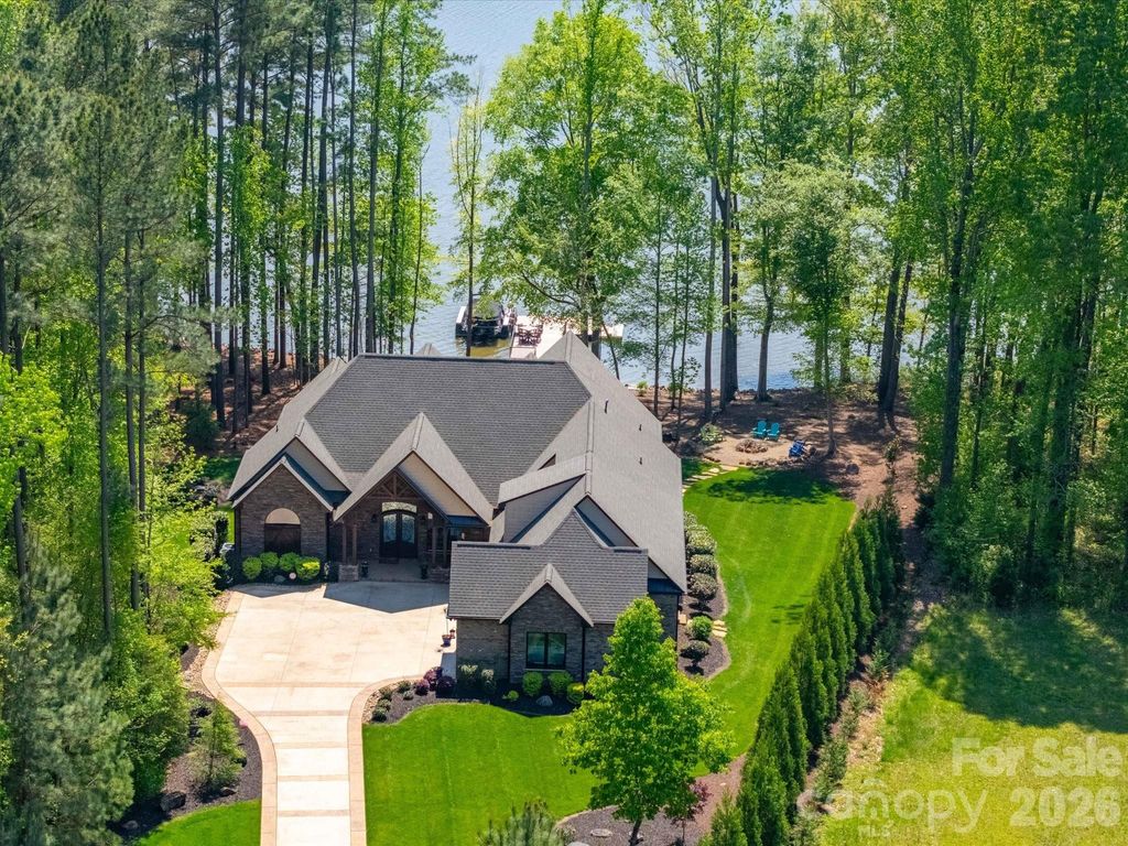 1579 Sunset Pointe Drive, Salisbury, NC 28146