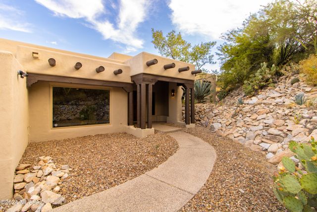 6269 N Paseo Valdear, Tucson, AZ 85750