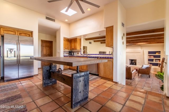 6269 N Paseo Valdear, Tucson, AZ 85750