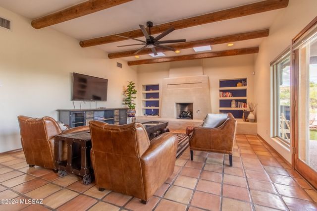 6269 N Paseo Valdear, Tucson, AZ 85750