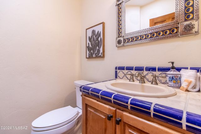 6269 N Paseo Valdear, Tucson, AZ 85750
