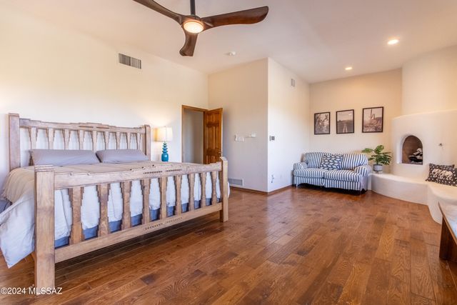6269 N Paseo Valdear, Tucson, AZ 85750