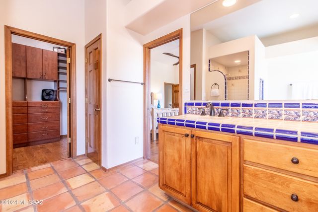6269 N Paseo Valdear, Tucson, AZ 85750